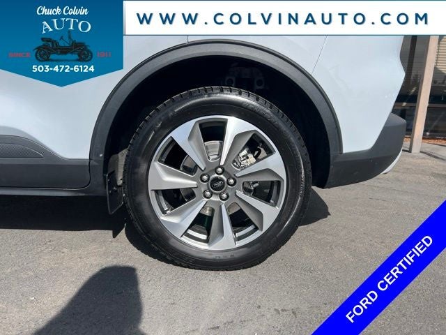 2025 Ford Escape Platinum
