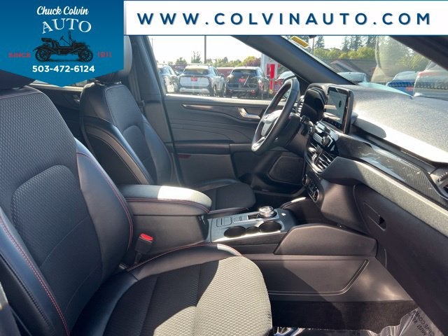 2025 Ford Escape ST-Line Select