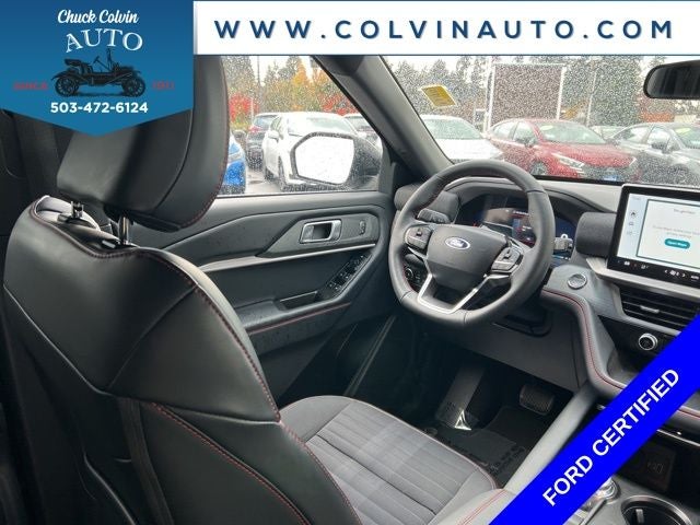 2025 Ford Explorer ST-Line