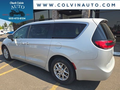 2024 Chrysler Pacifica Touring L