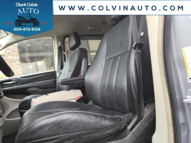 2014 Chrysler Town & Country Touring