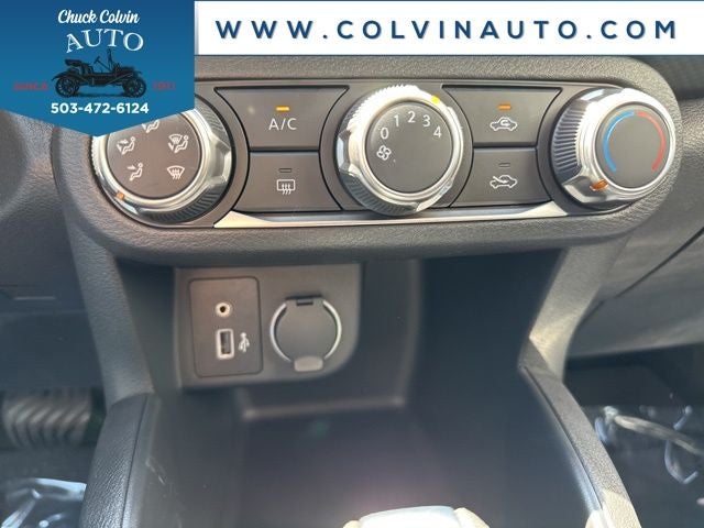 2025 Nissan Kicks Play S