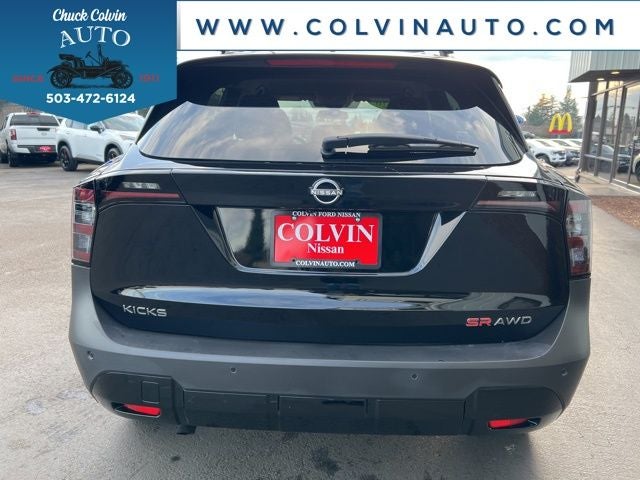 2026 Nissan Kicks SR
