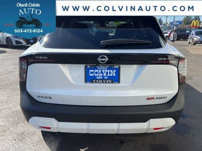 2025 Nissan Kicks SR