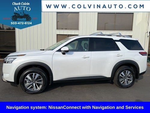 2025 Nissan Pathfinder SL