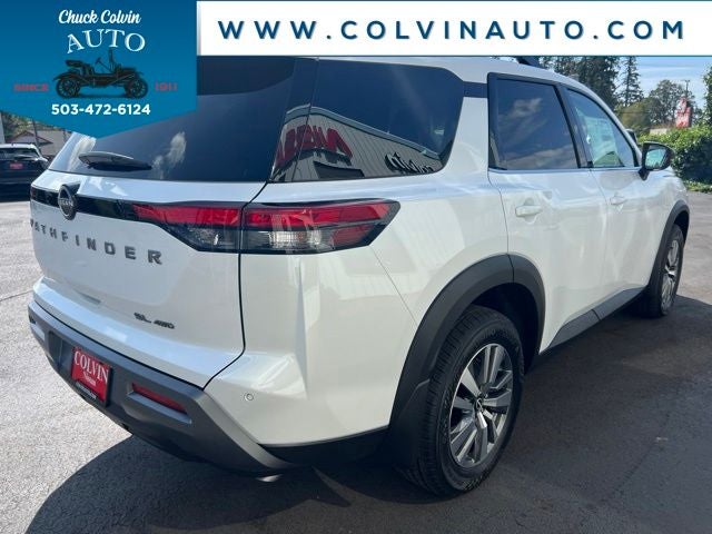 2026 Nissan Pathfinder SL