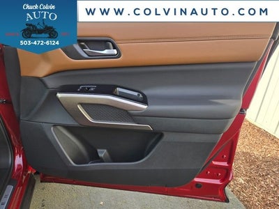 2025 Nissan Pathfinder Platinum