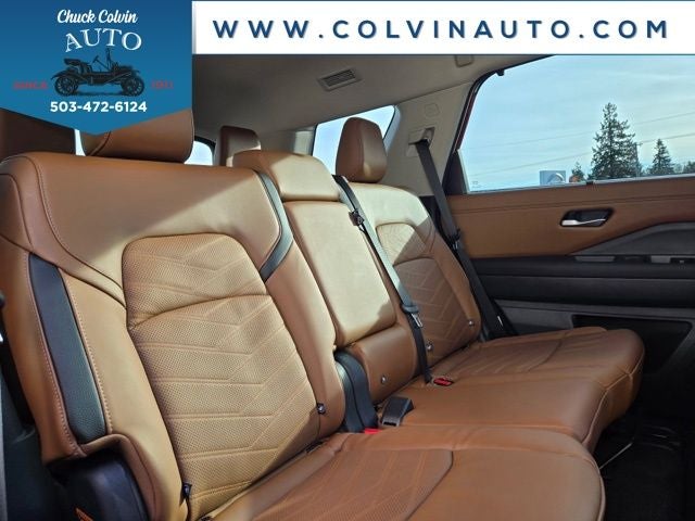 2025 Nissan Pathfinder Platinum