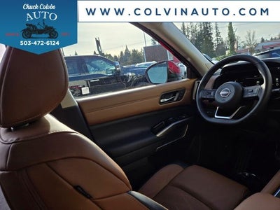 2025 Nissan Pathfinder Platinum