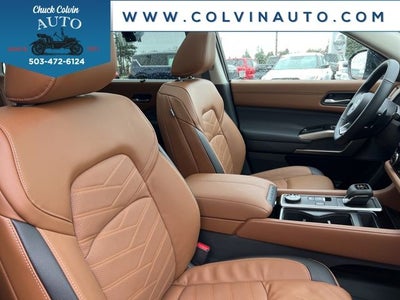 2025 Nissan Pathfinder Platinum