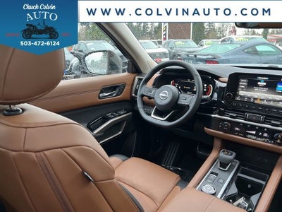 2025 Nissan Pathfinder Platinum