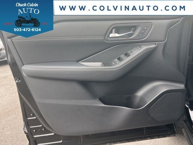 2025 Nissan Rogue SL