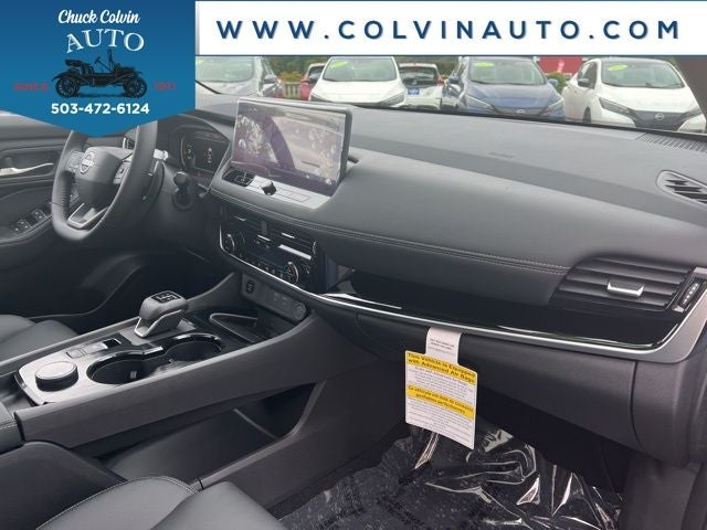 2025 Nissan Rogue SL